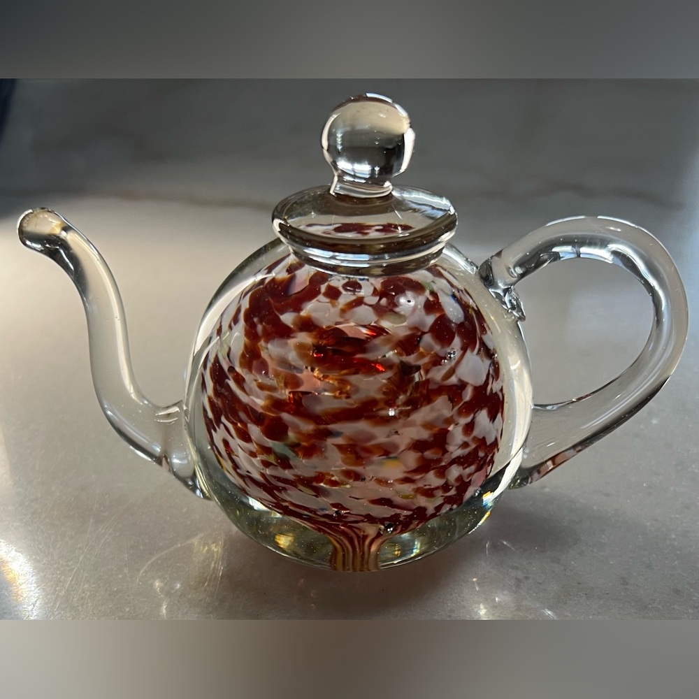 Hand blown Glass Dynasty Gallery Heirloom Collectible Paperweight Teapot